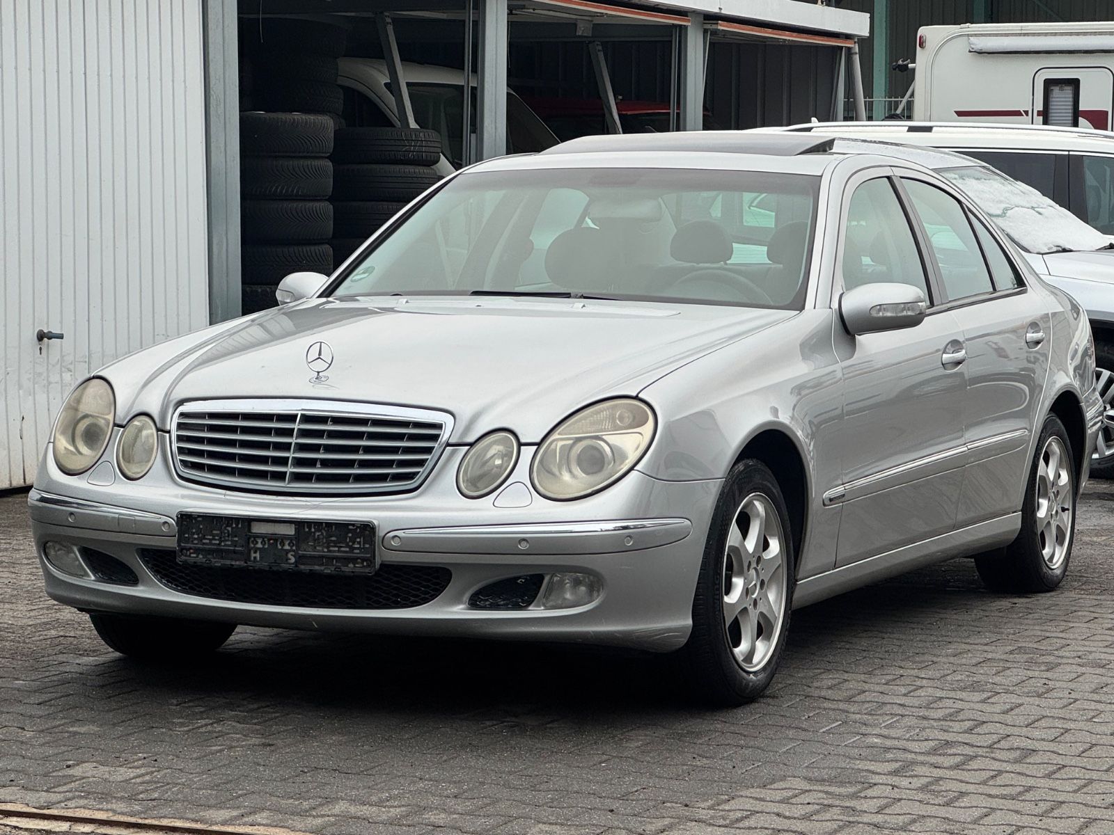 Mercedes-Benz E 270 CDI ELEGANCE Automatik Leder SD