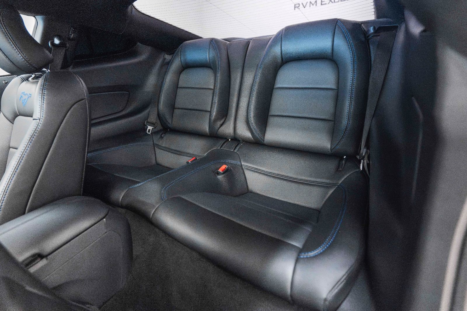 Fahrzeugabbildung Ford Mustang Ecoboost 2,3L KAM NAV LEDER Sitzh