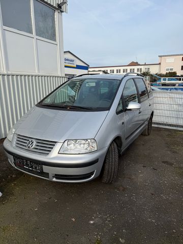 Volkswagen Sharan Trendline+7SITZE+KLIMATRONIK