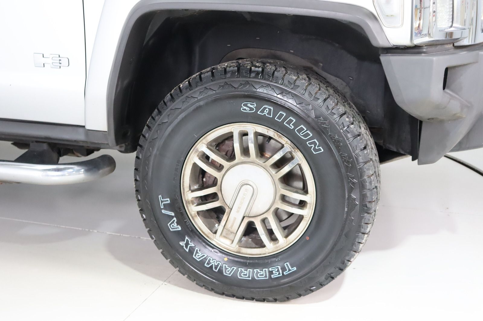 Fahrzeugabbildung Hummer H3 3.7 Auto. * Sitzhzg. * HU/AU bis 04.2027