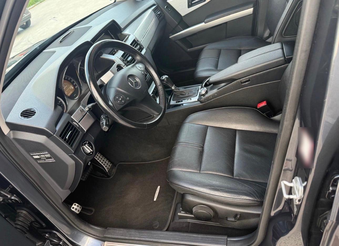 Mercedes-Benz GLK350 2009 — photo 8