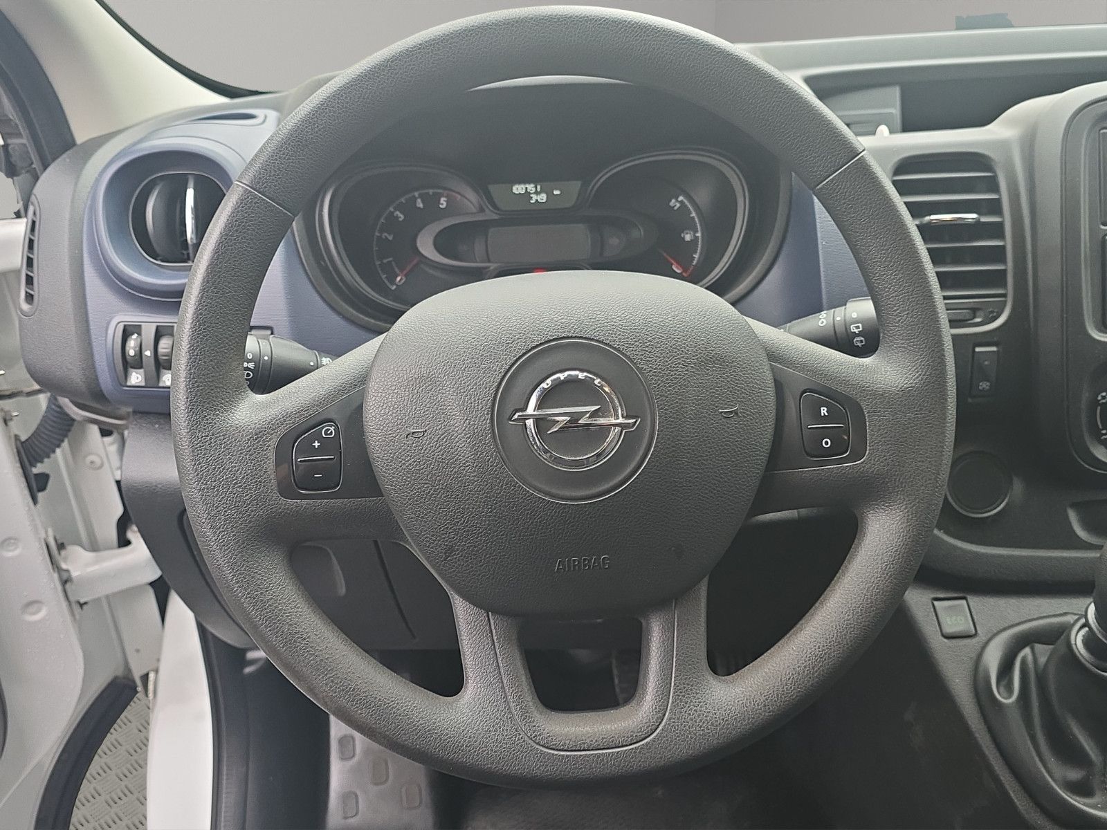 Fahrzeugabbildung Opel Vivaro B Kombi Aus 1.Hand 9-Sitze Klima Tempomat