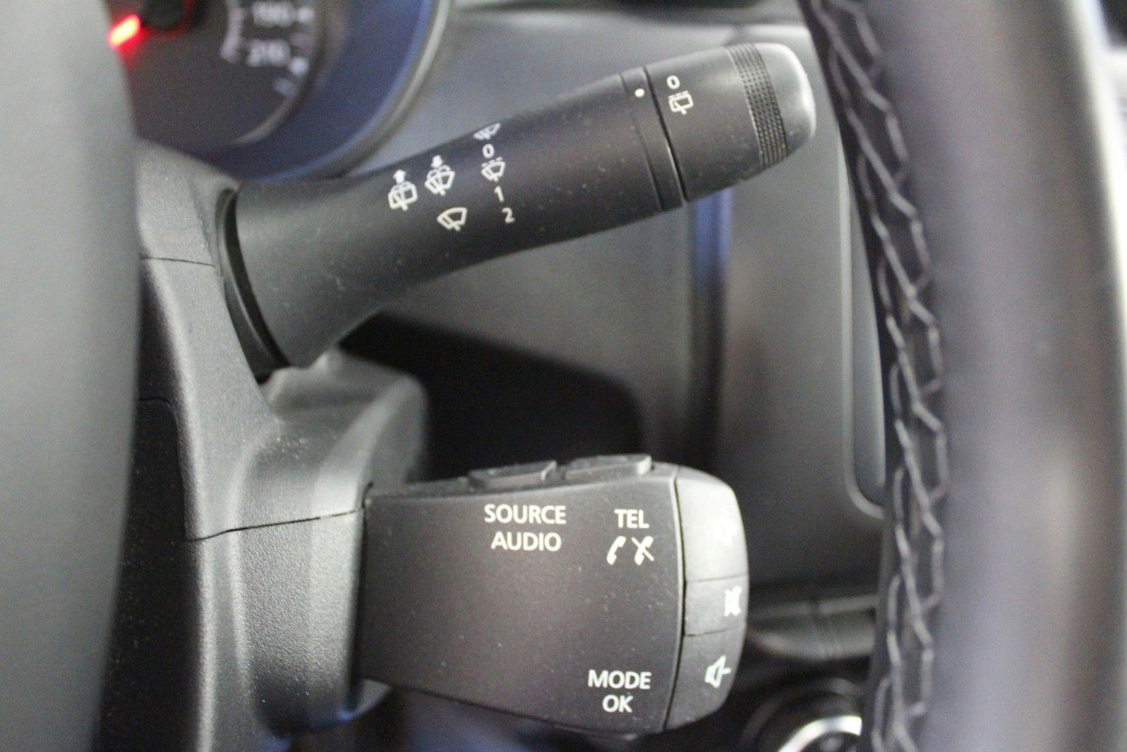 Fahrzeugabbildung Dacia Duster Sce 115 Prestige *Navigation *