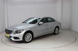 Mercedes-Benz C 180 CGI Exclusive * Navi * Sitzhzg * TOP - Mercedes-Benz C 180 aus 2014 mit Benzin-Antrieb: Limousine