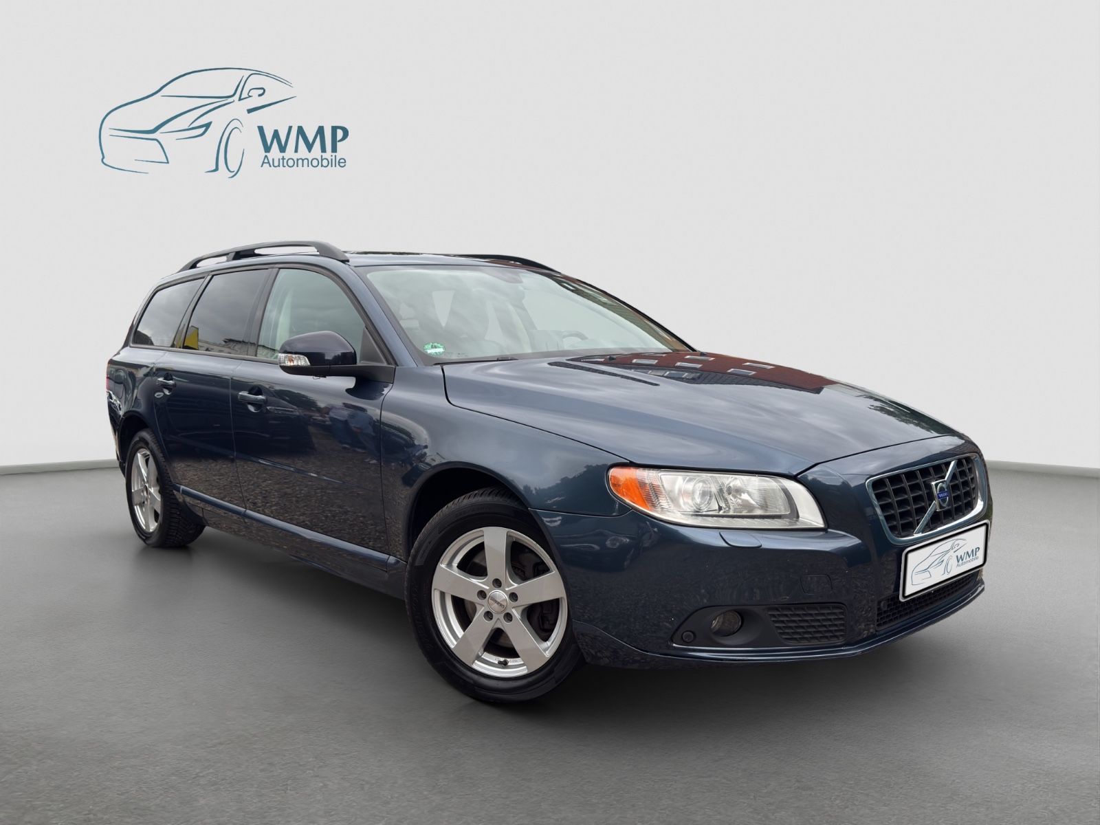Fahrzeugabbildung Volvo V70 Kombi Momentum /Klimaautom./Navi./AHK/TÜV