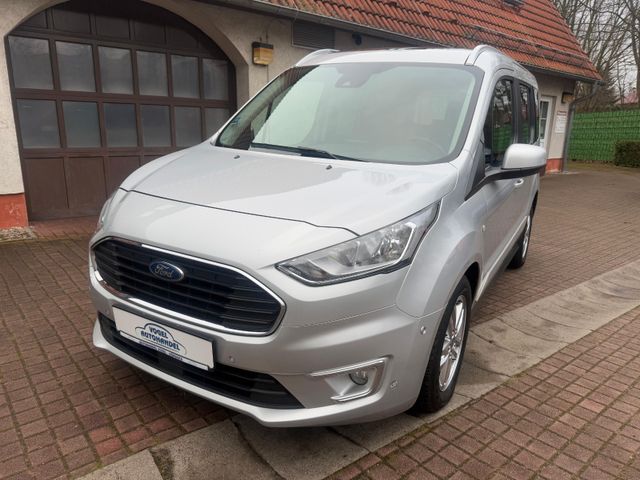 Ford Tourneo Connect Titanium*NAVI*AHK*PANO*