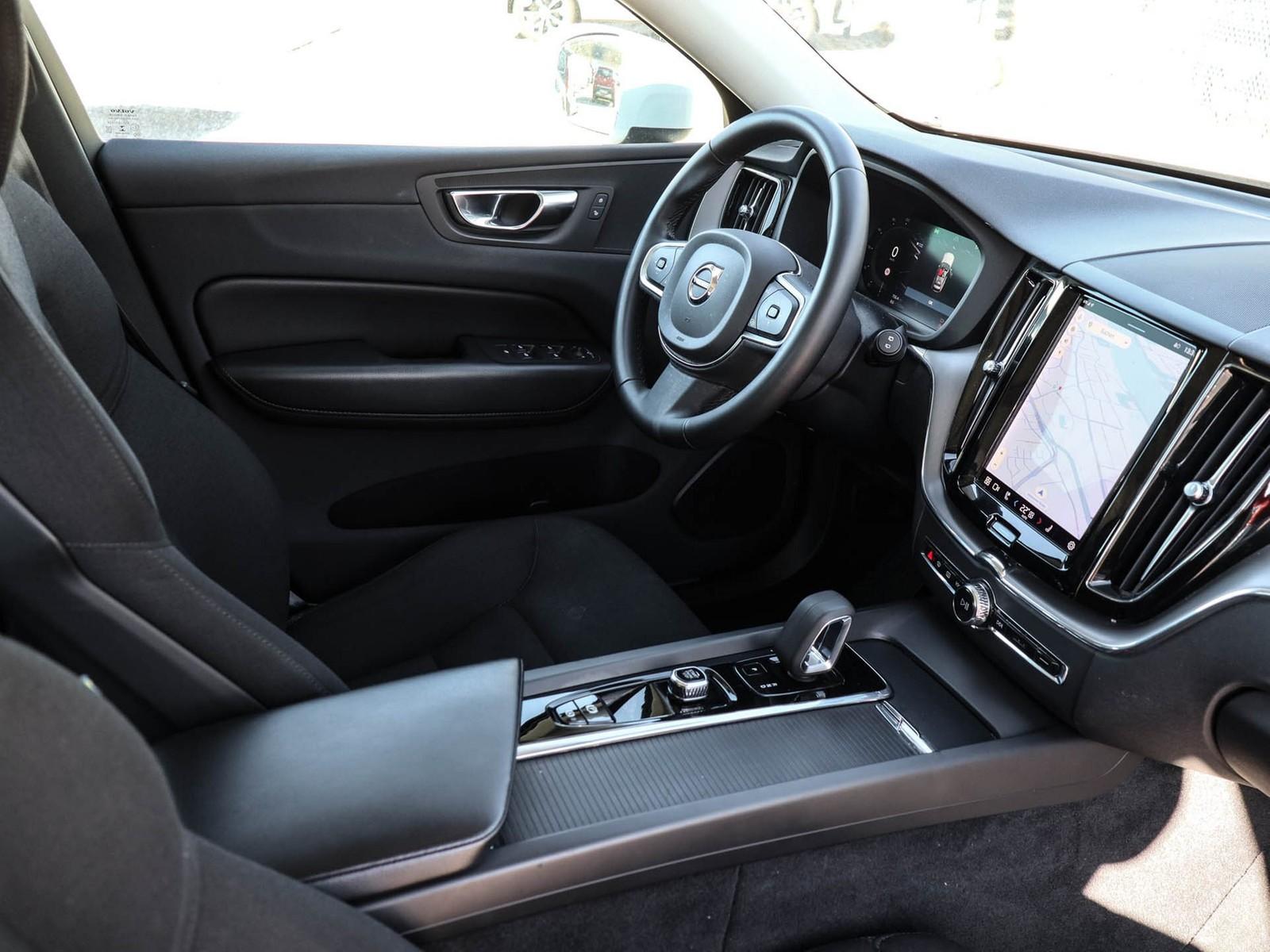 Volvo XC60 T6 AWD Recharge Plug-In Hybrid Inscription 