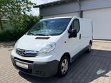 Opel Vivaro Kasten/Kombi L1H1 2,7t Klima AHK TÜV Neu - Opel Vivaro aus 2014