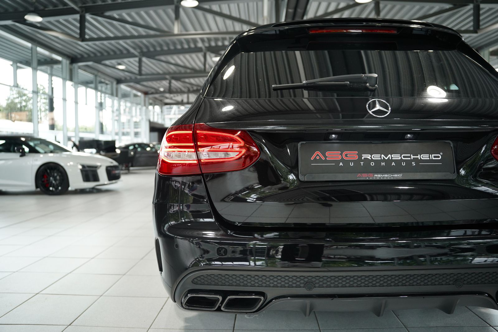 Mercedes Benz C 63 Amg