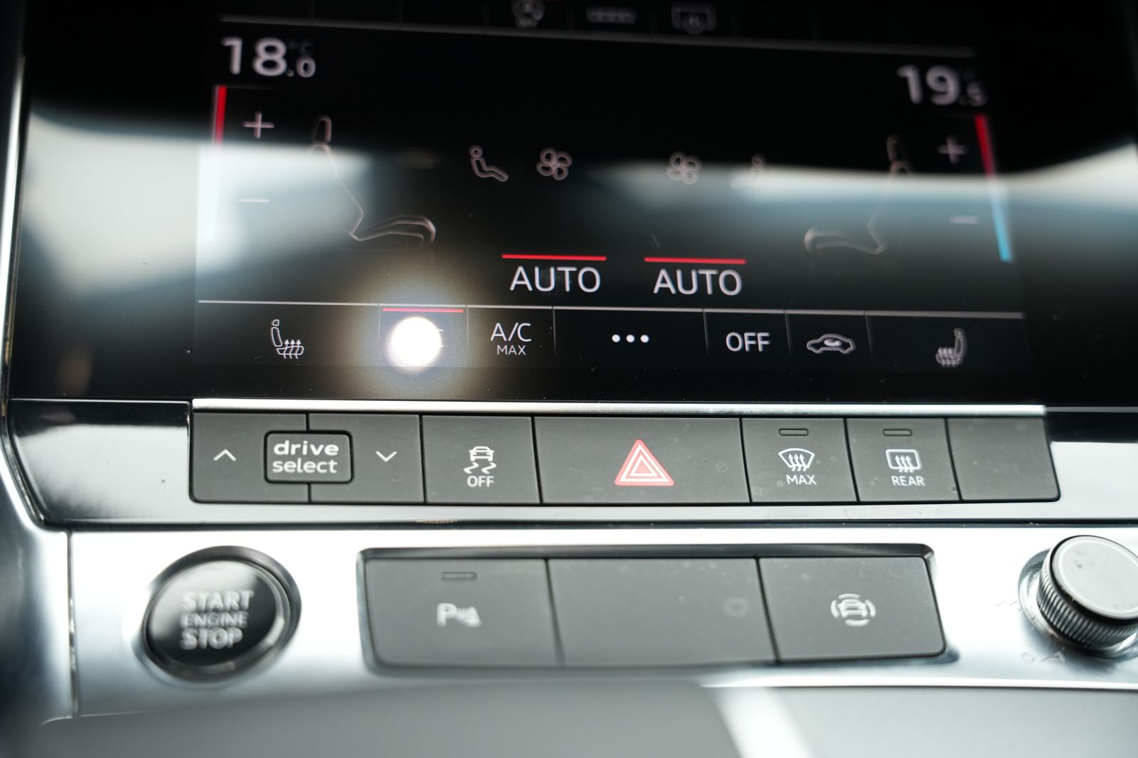 Fahrzeugabbildung Audi A6 Avant 35 TDI *Virtual*Navi*SHZ*AHK*Klima*