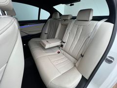 BMW 520i / M-PAKET EXCLUSIVE / 2.HD / NUR 53.tKM / BMW 520i / M-PAKET EXCLUSIVE / 2.HD / NUR 53.tKM /