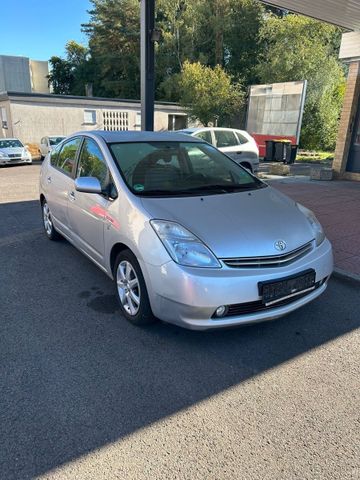 Toyota Prius 1.5-l-VVT-i Sol,HYBRID