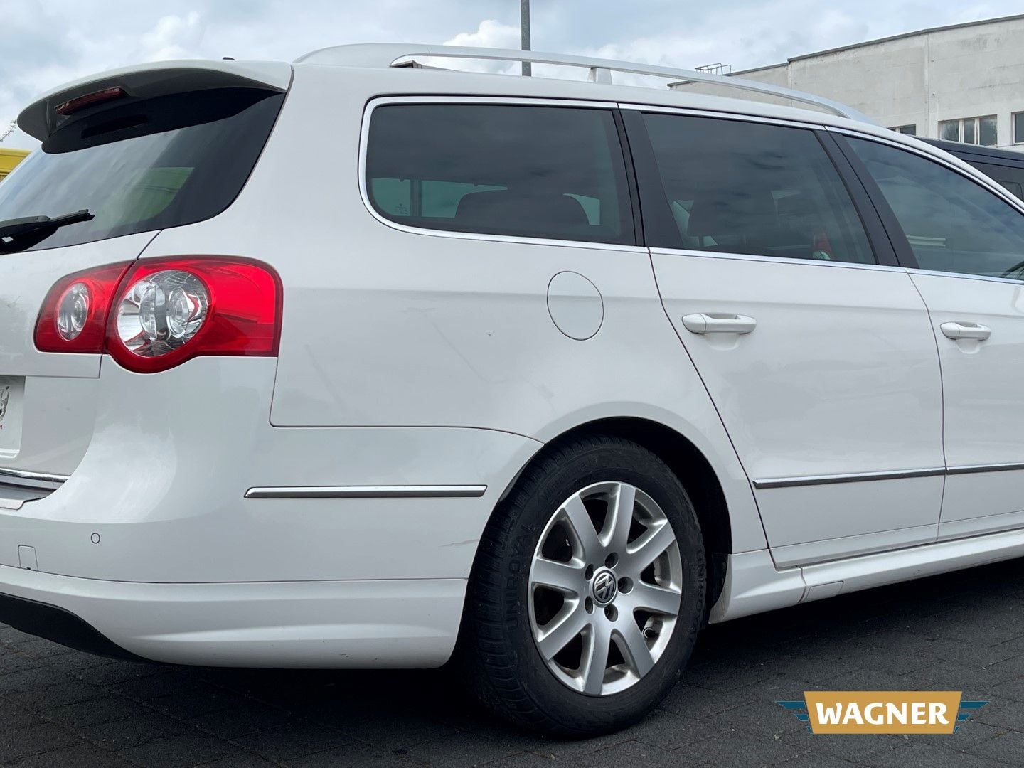 Fahrzeugabbildung Volkswagen Passat Variant Highline R-Line Motorschaden