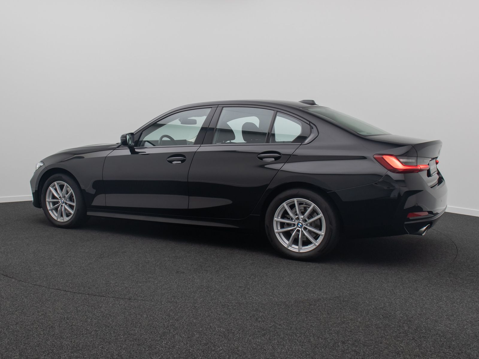 Fahrzeugabbildung BMW 320i Geschwindig DAB PDC Widscreen CockpitPlus