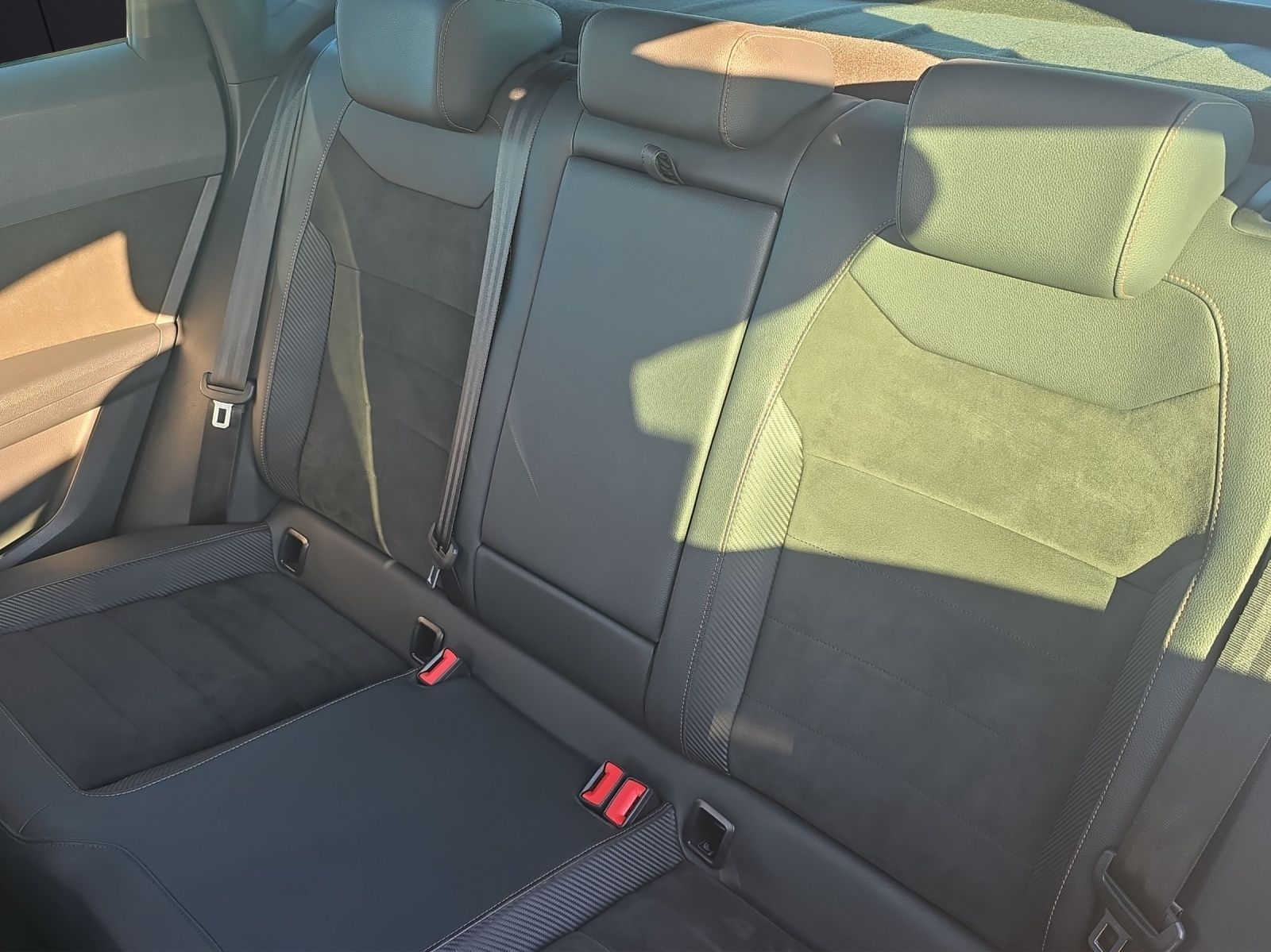 Fahrzeugabbildung CUPRA Ateca Basis 4Drive Klimatronik LM Panoramadach