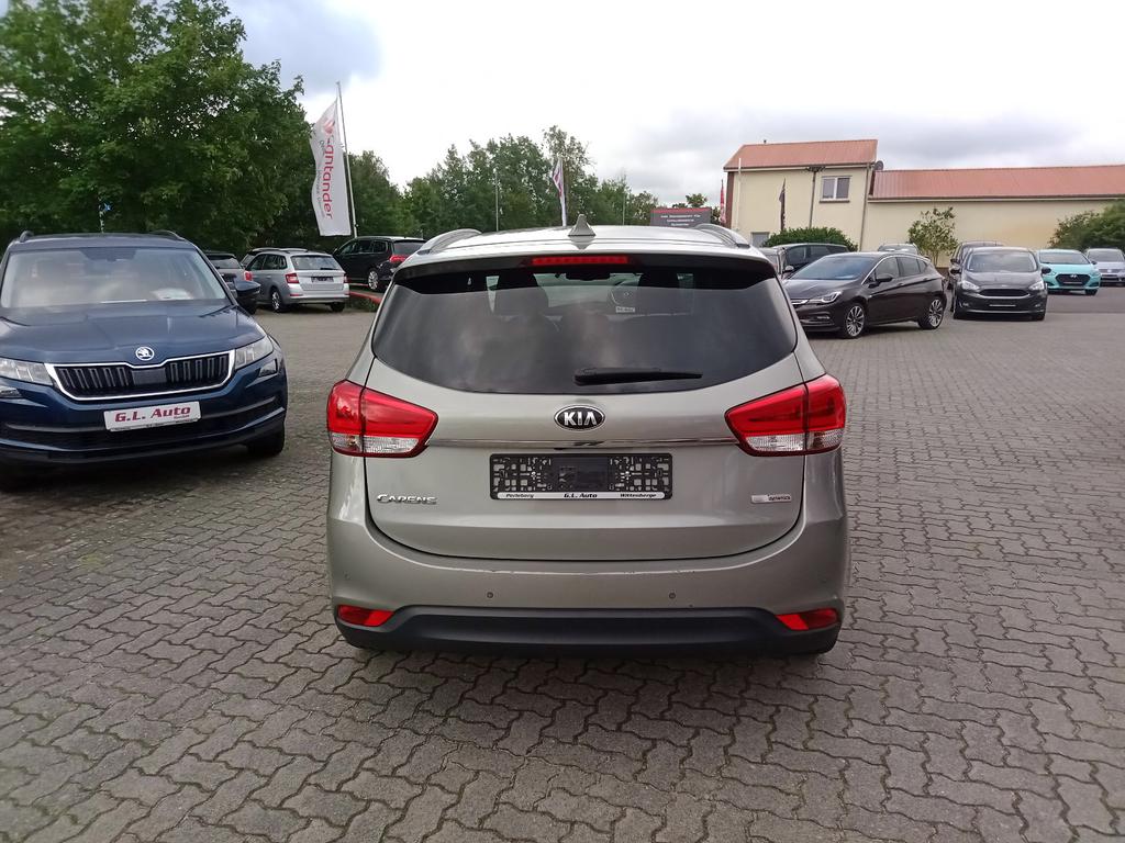 Kia Carens
