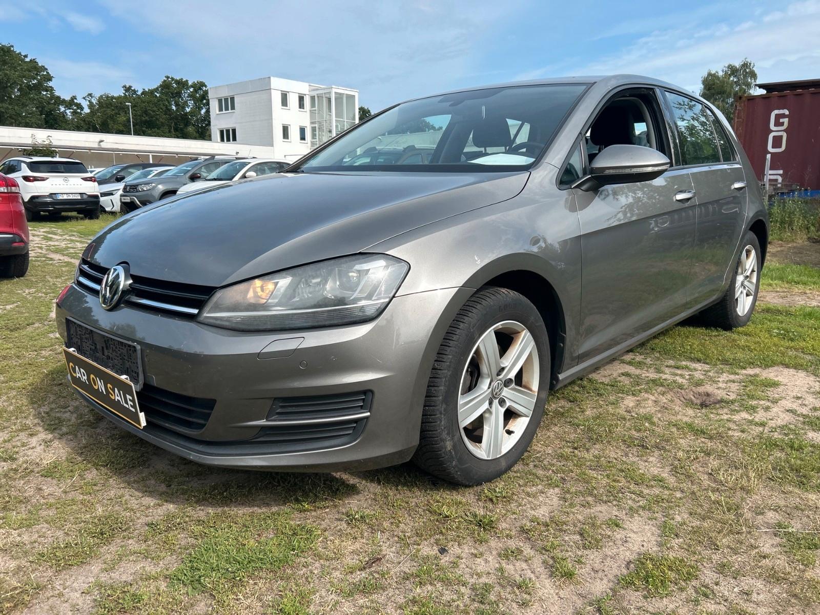 Volkswagen Golf VII Lim. +ACC+ +XENON+ +PDC+ +2.HAND+