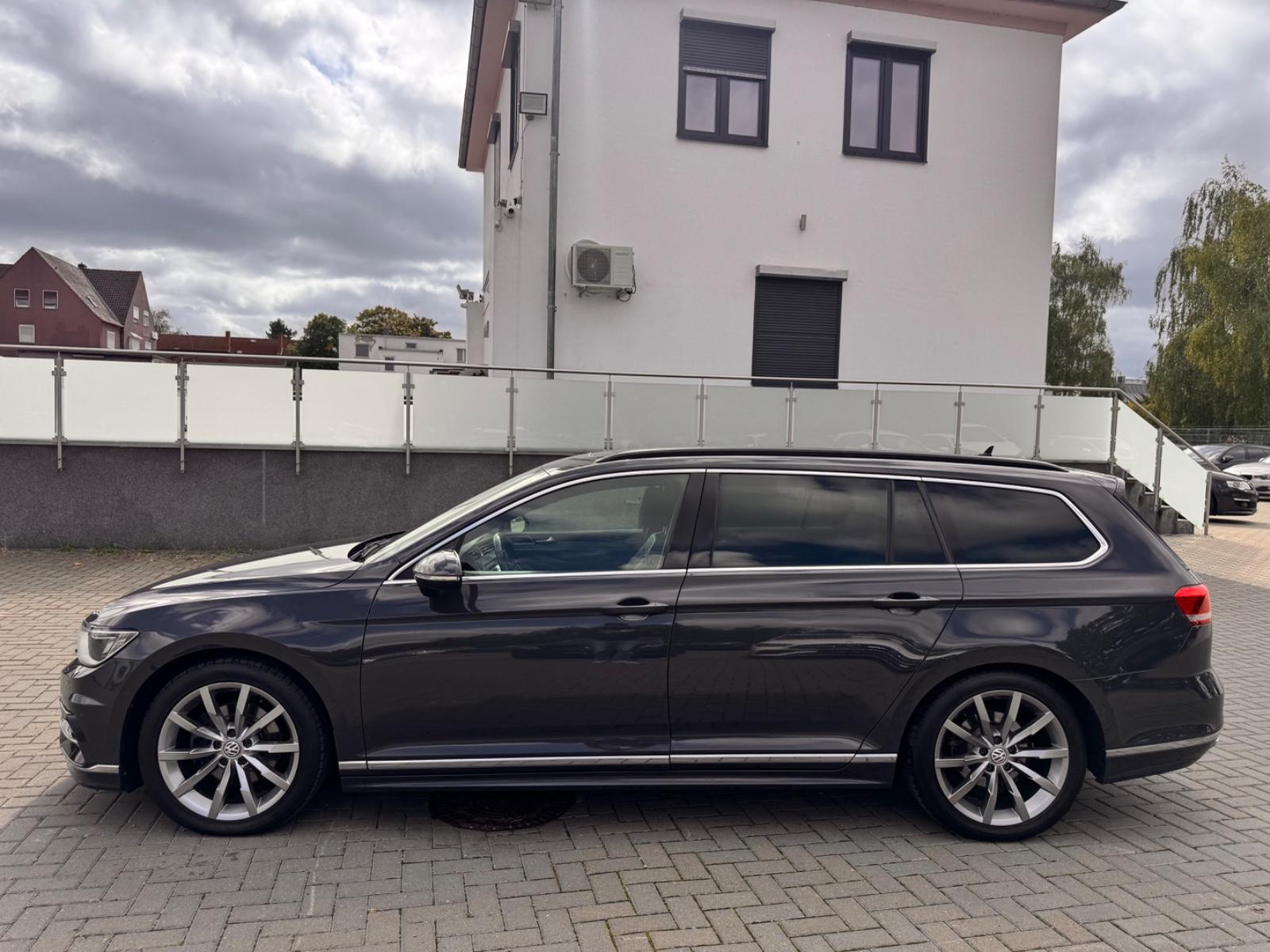 Volkswagen Passat*DSG*R-LINE SPORTPAKET*PANO*VIRTUAL*