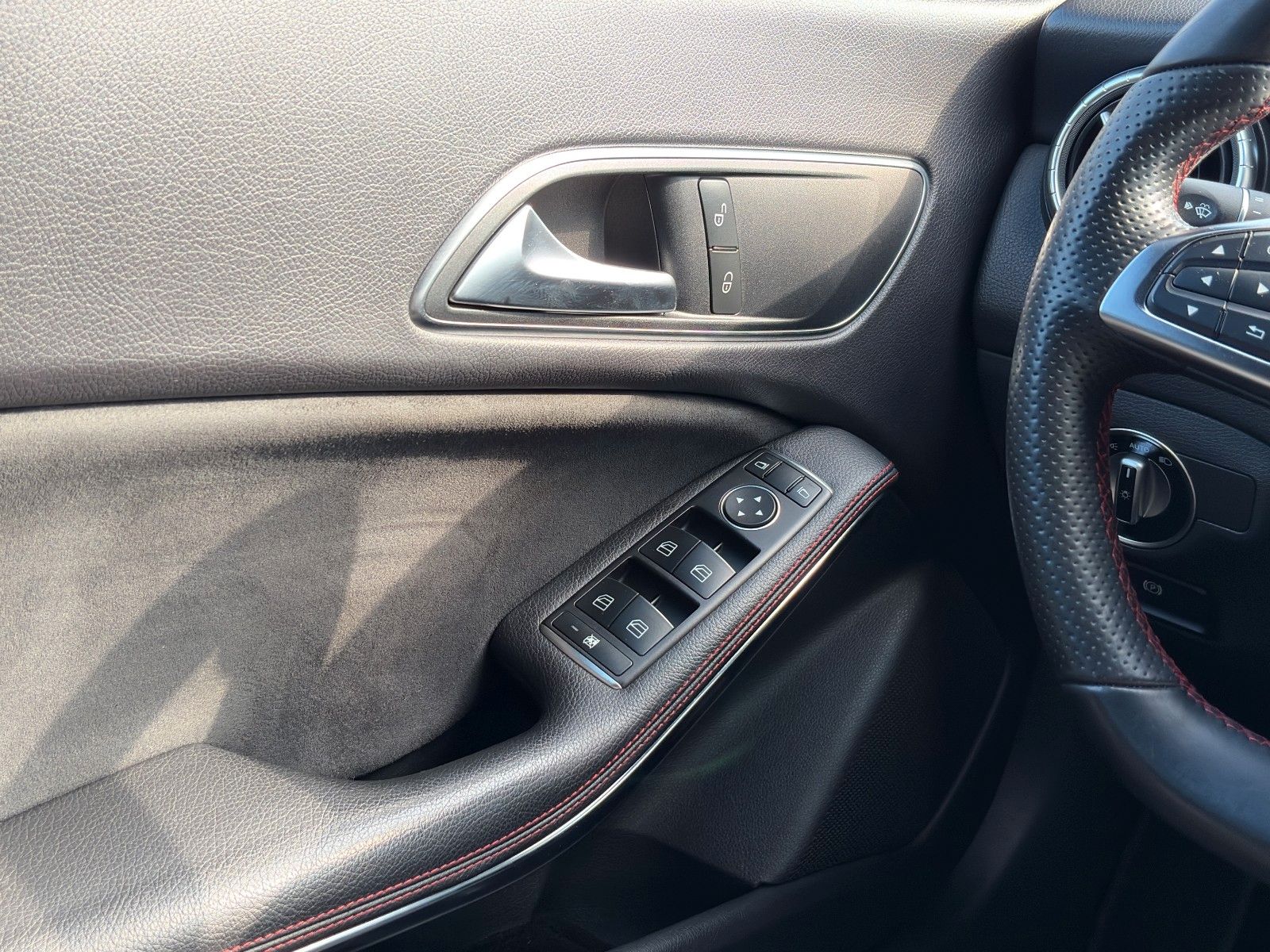 Fahrzeugabbildung Mercedes-Benz CLA 200 AMG Line SB*Night-Paket*Xenon*SHZ*Navi**