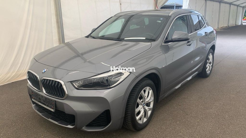 Image of BMW X2