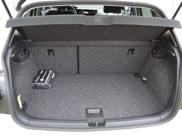 Polo 1.0 TSI 95 PS Active ACC/NAVI/ALU/PDC/CLIMA