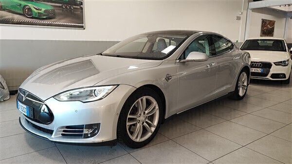 Tesla Model S Model S 85kWh Autopilot1 SUPERCHAR