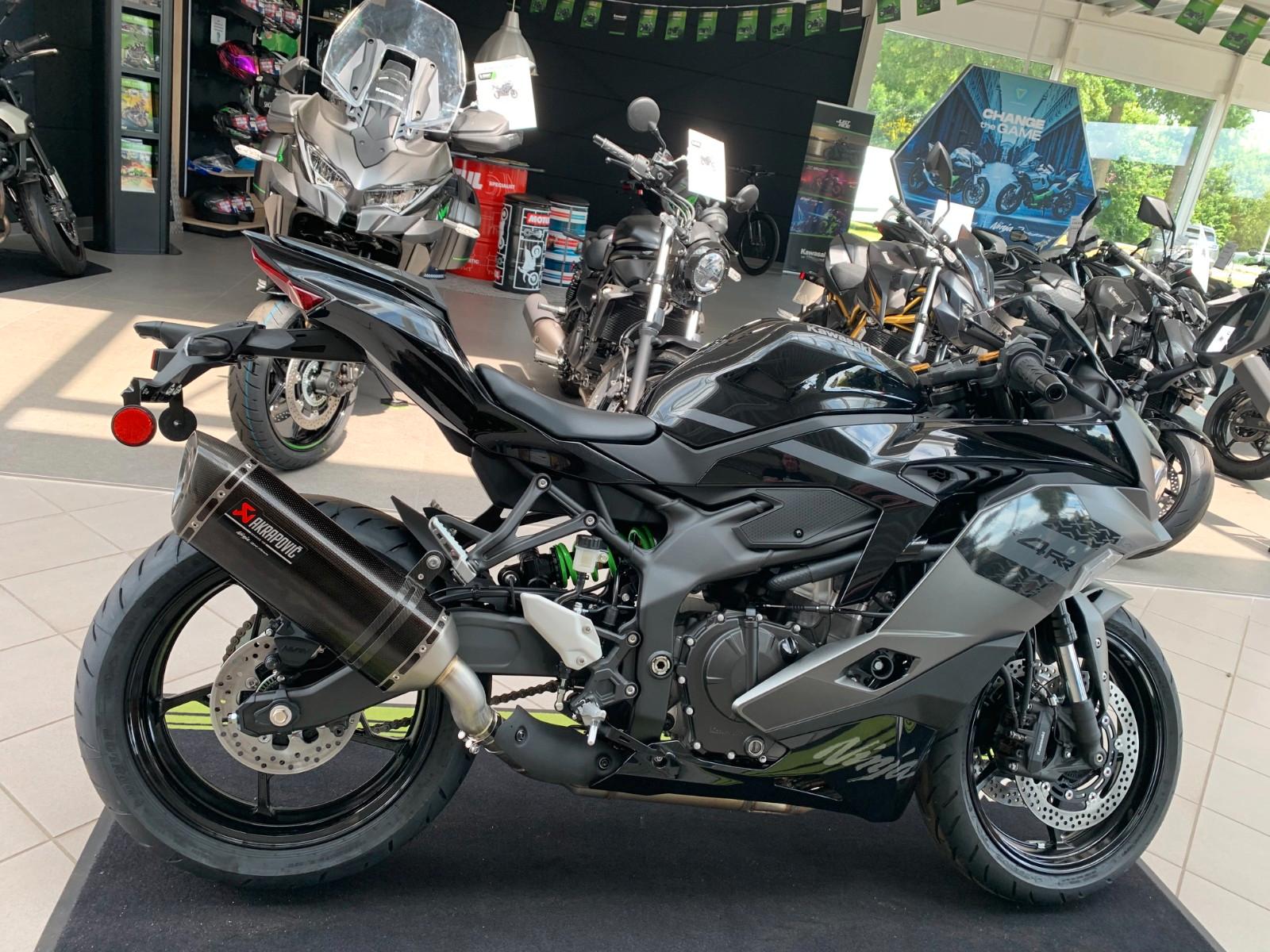 Kawasaki Ninja ZX-4 RR Performance