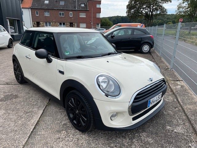 MINI One First - 1