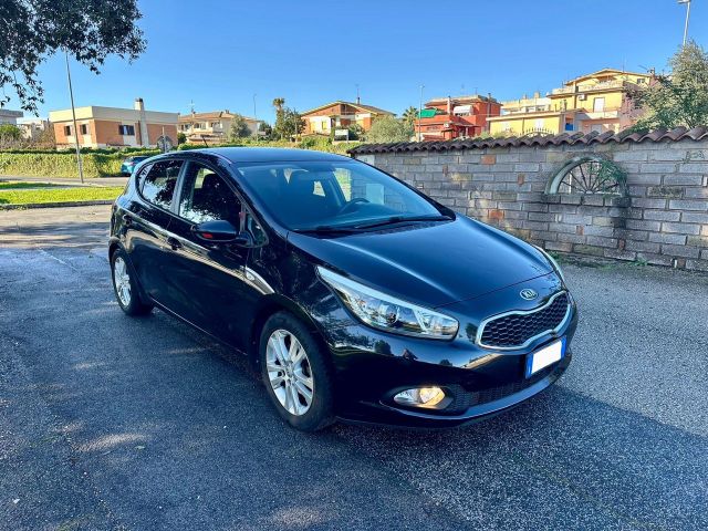 Kia Ceed 1.4 GPL 5 porte Class Del 2013 Garantit