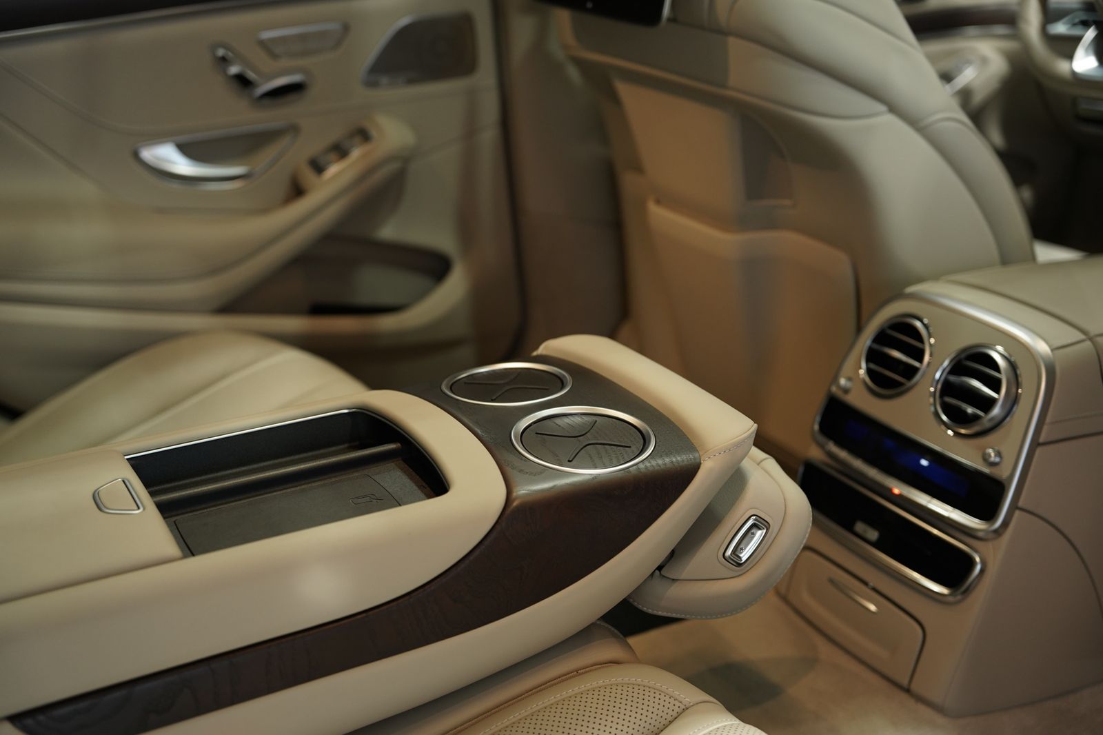 Mercedes Benz S 400