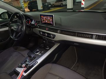 Audi A4 - 4