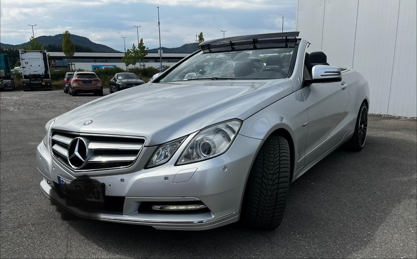 Mercedes-Benz E 220 Cabriolet E 220 CDI BlueEFF. AVANTGARD...