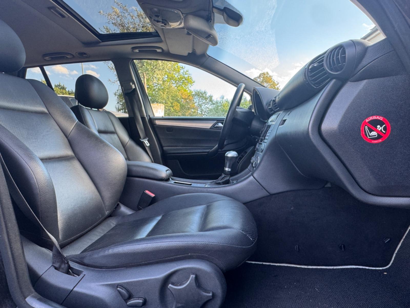Mercedes-Benz C220 2005 — photo 7