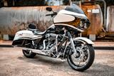Harley-Davidson FLTRXSE  Road Glide CVO-Traumhafter Zustand!!! - Offers