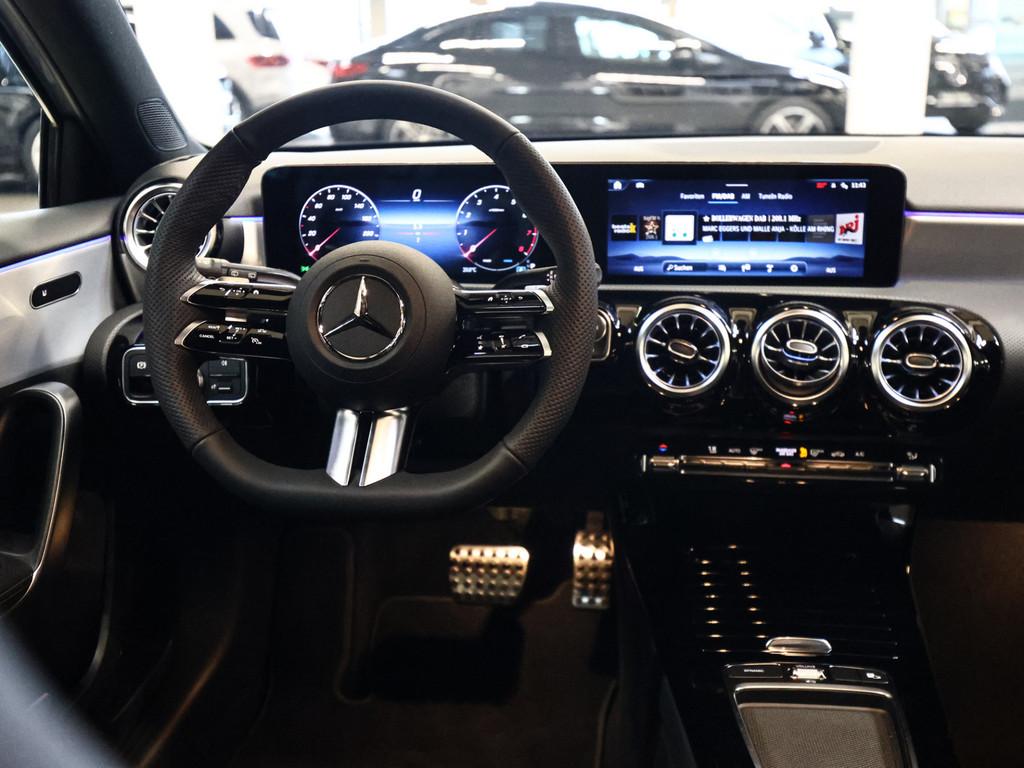 Mercedes-Benz A-Class AMG Special Edition AHK Distr. LED Navi Ka, миниатюра 9