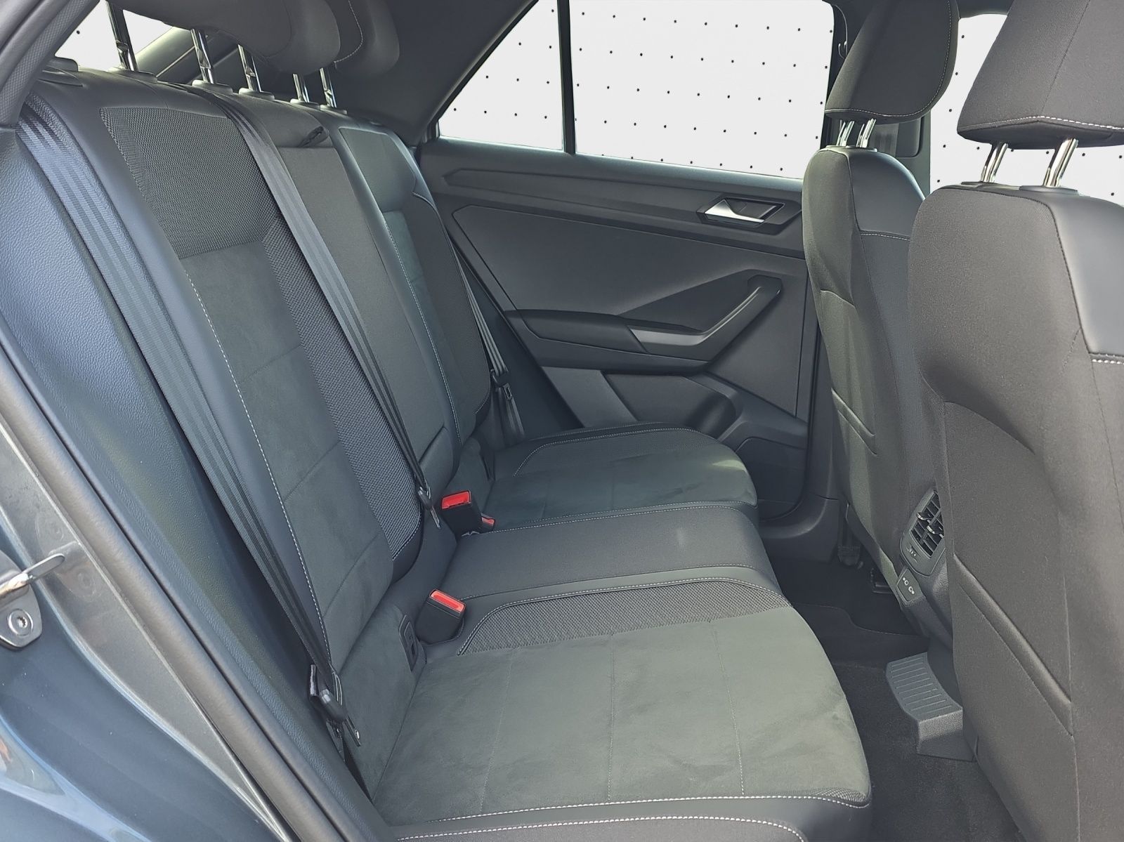 Volkswagen T-Roc - Bild 17