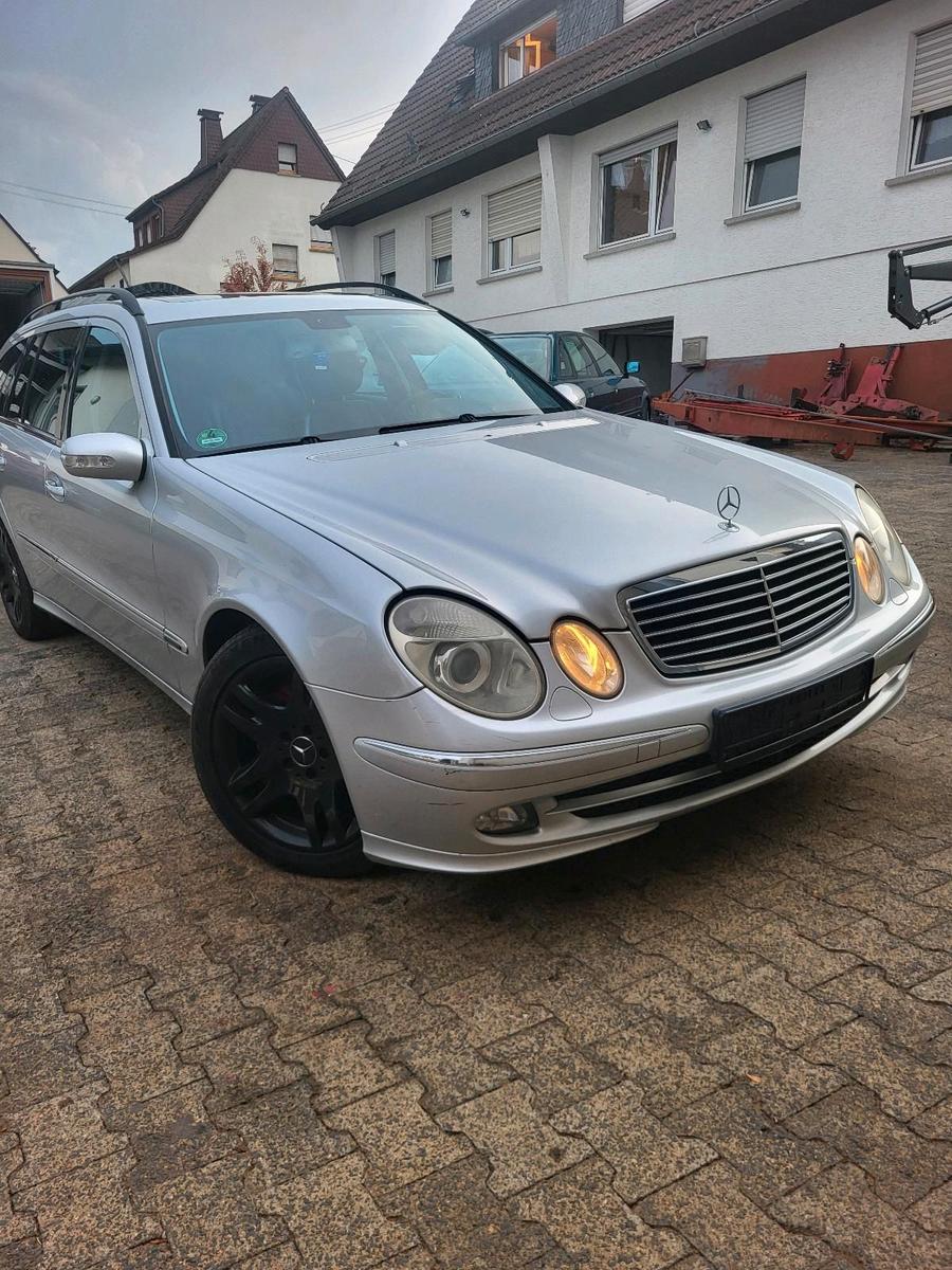 Mercedes-Benz E320 2006 — engine 224 HP (165kW)