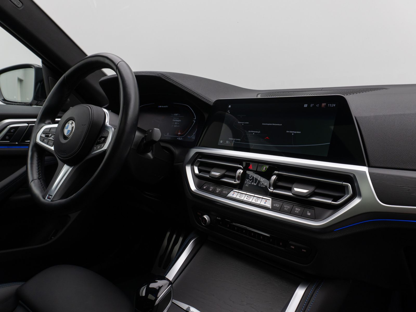 Fahrzeugabbildung BMW M440i xD Gran Coupé Glasdach Kamera HUD DAB H/K