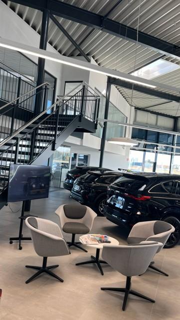showroom-image-main