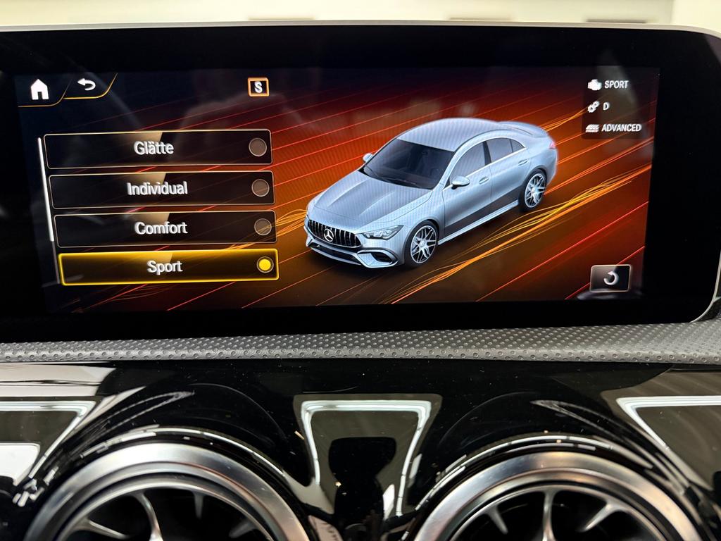 Mercedes-Benz CLA 45 AMG