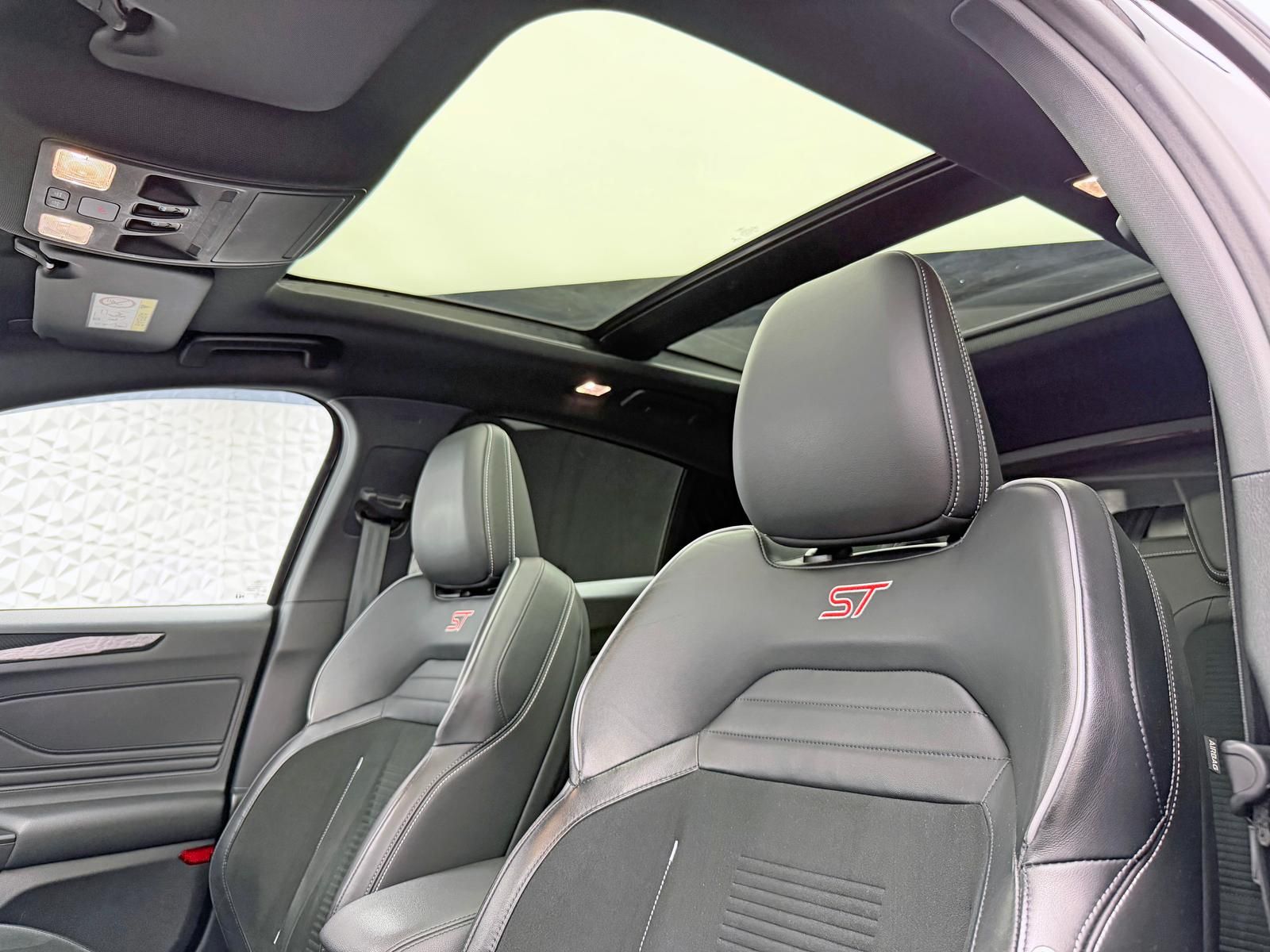 Fahrzeugabbildung Ford FOCUS ST PERFORMANCE/MAXTON/BULLX-MOTORSPORT/B&O