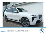 BMW X7 xDrive40i M Sportpaket*Standhzg*AHK*DAPro* - BMW: M Sport