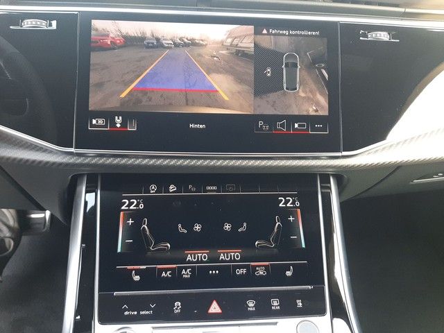 Fahrzeugabbildung Audi Q8 S line 50TDI PANO AHK Laser StdHz B&O 23"