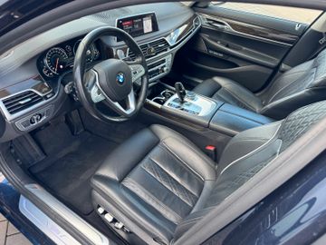 BMW 740 - 12