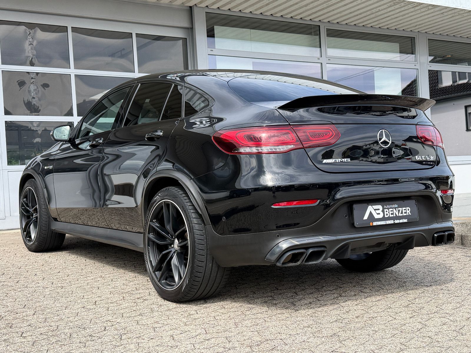 Fahrzeugabbildung Mercedes-Benz GLC 63 AMG Coupe/MBUX/Ambiente/Schiebedach/Kam/