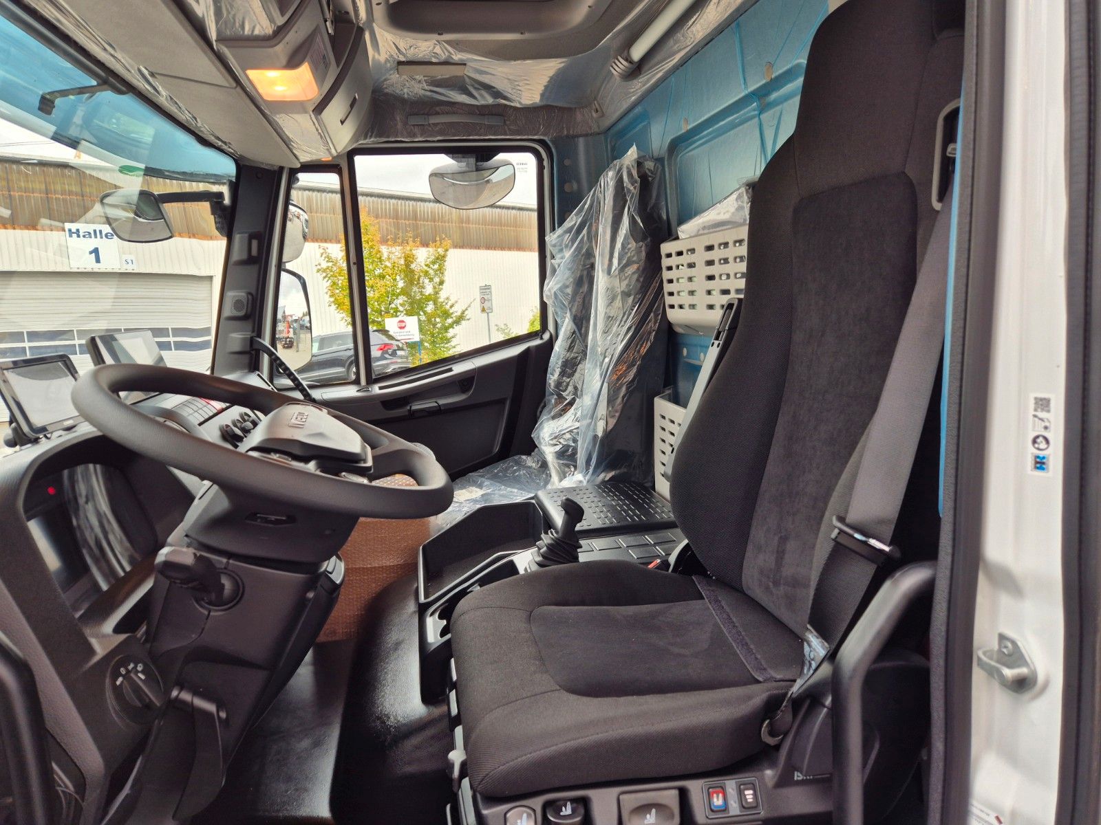 Fahrzeugabbildung Iveco Eurocargo ML160E28/P LBW Bär ThermoKing T-1200R
