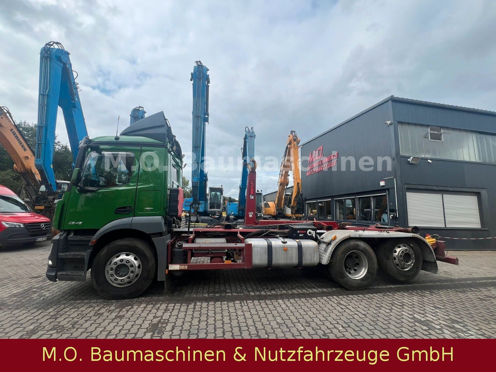 Fahrzeugabbildung Mercedes-Benz Antos 2543/Euro 6/Hiab XR 21S59