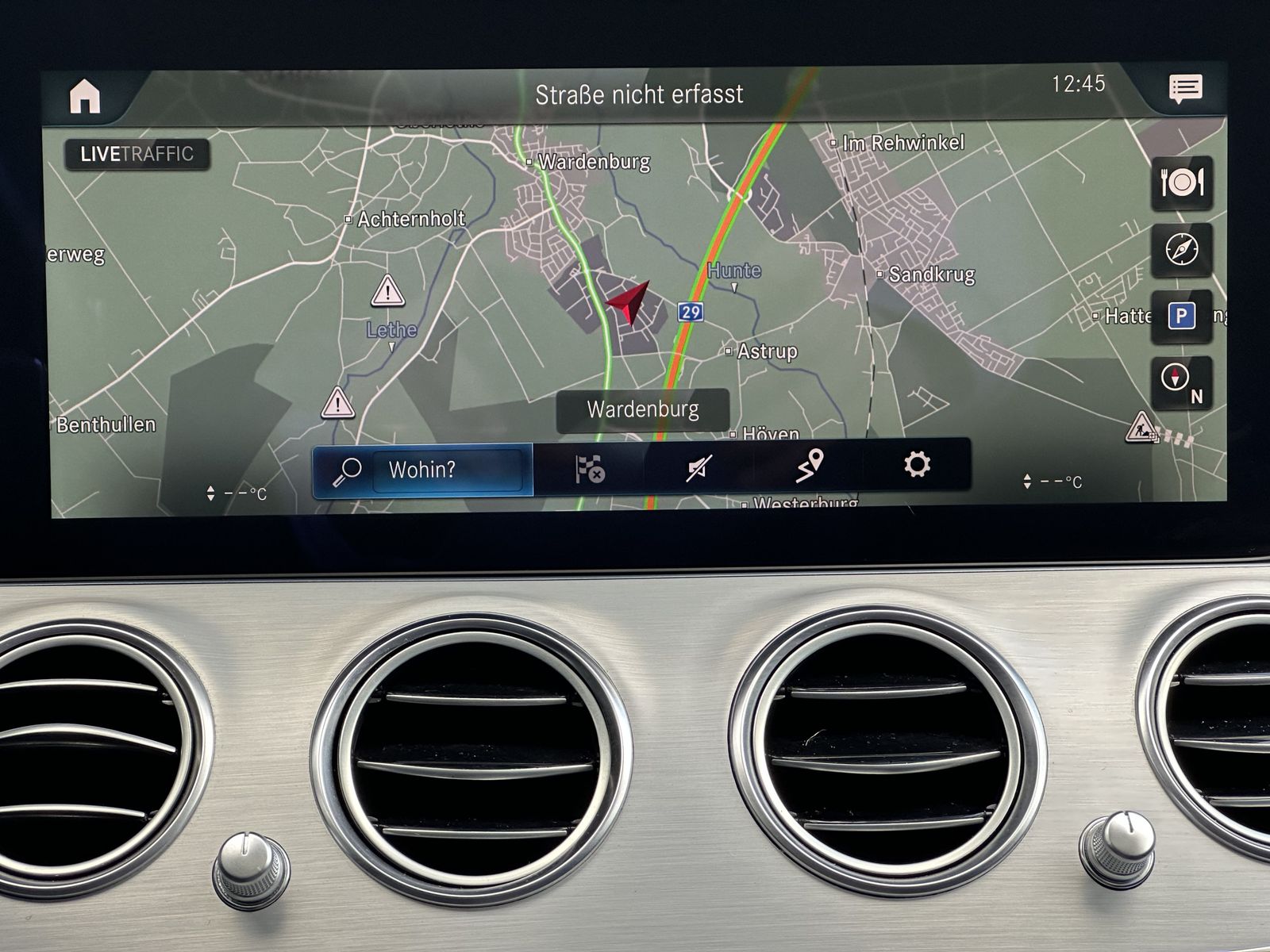 Fahrzeugabbildung Mercedes-Benz E 220d Avantgarde NIGHT-PAKET+KAMERA+WIDE+PANORA