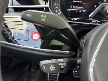 2024 AUDI S8 — миниатюра 23