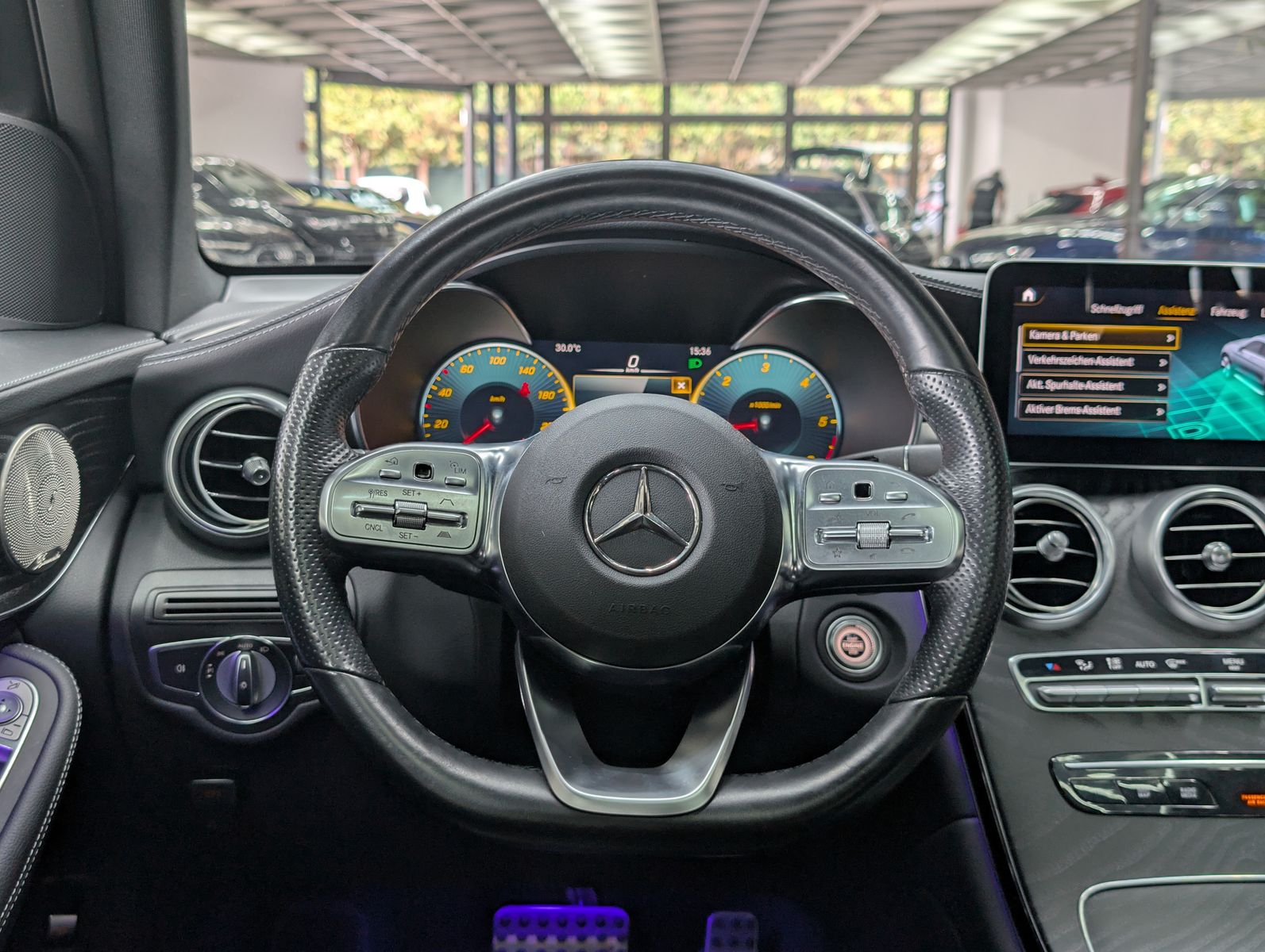 Fahrzeugabbildung Mercedes-Benz GLC 220 d Coupé 4M AMG PANO*360*HuD*MEMO*20"Voll
